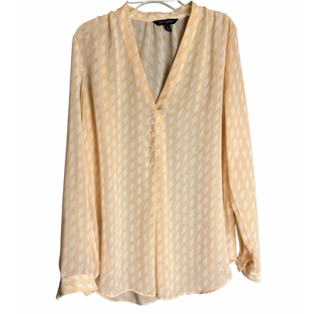 Banana Republic Sheer Blouse Button Up White Geometric Diamond Blouse Sz Small